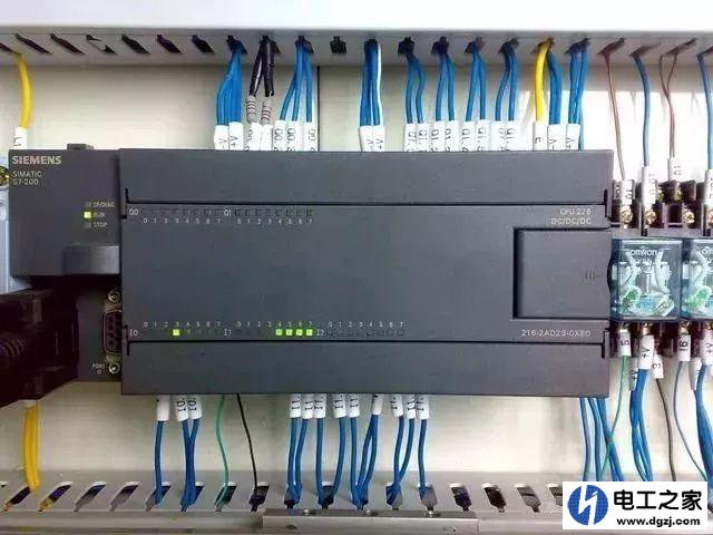 PLC输出信号指示灯不亮影响使用吗